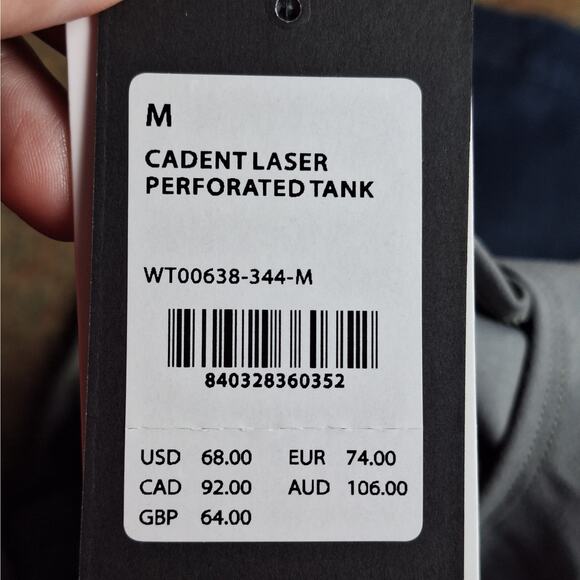 Peloton Women Medium Sage Green (Gray) "Cadent Laser Perforated" Tank top NEW - Picture 7 of 9